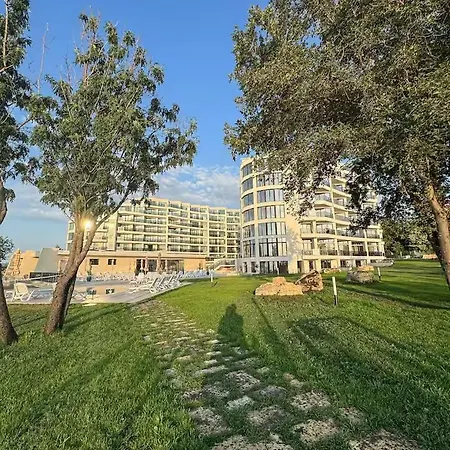 Allure Panoramicsea View,pool & Spa,free Parking,varna Daire