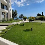 Allure Apartment Panoramicsea View,Pool & Spa,Free Parking,Varna *