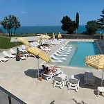 Allure Apartment Panoramicsea View,Pool & Spa,Free Parking,Varna