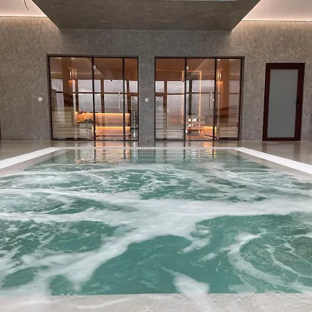 Allure Panoramicsea View,pool & Spa,free Parking,varna Golden Sands