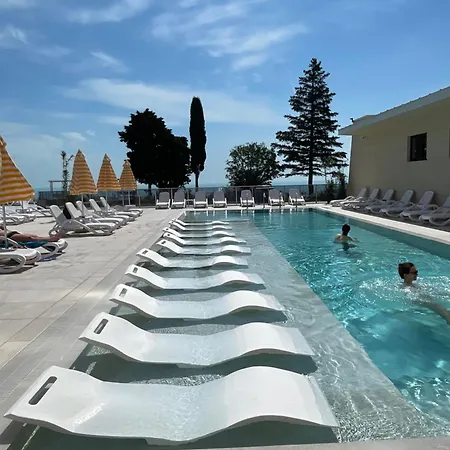 Apartamento Allure Panoramicsea View,pool & Spa,free Parking,varna